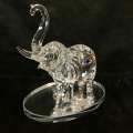 Glas olifant 12.5x12.5cm met tien kleine kleurige glas diamanten 