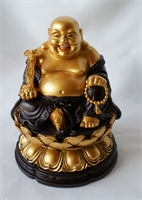 Hand geschilderde boeddha met #Ruyi zitten op lotusbloem rijkdom & geluk.
